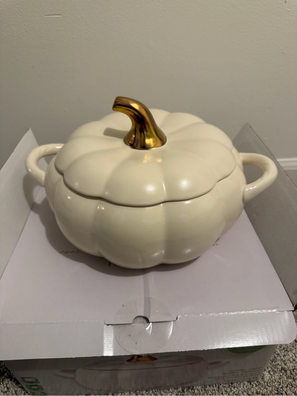 Cream Pumpkin-Shaped Ceramic Serving Dish with Gold Stem